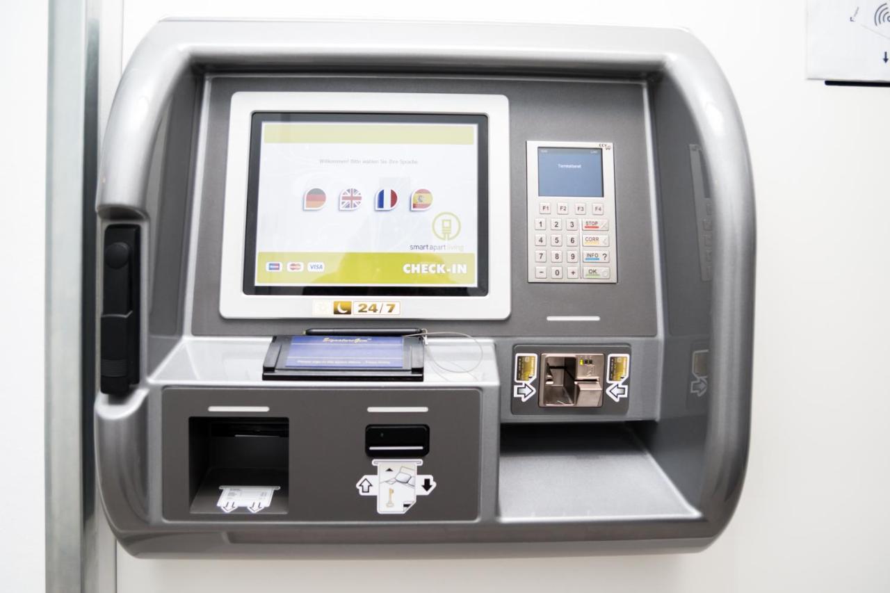Smart Nano Living - Wien Hauptbahnhof - Self Check-In Bagian luar foto